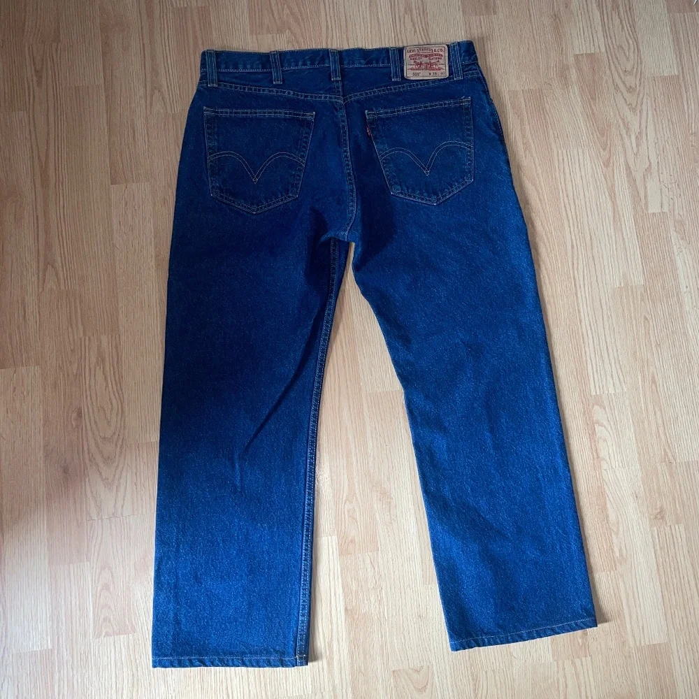 Men’s Levi’s 505 Straight Fit Denim Blue Jeans Size 38 x 30